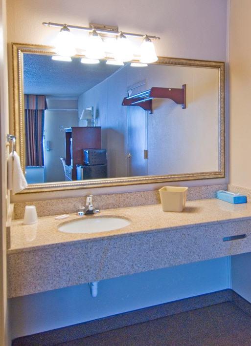 Plantation Inn Морган-Сити Номер фото